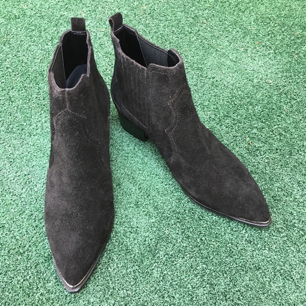 NWT Marc Fisher Yohani Pointed Toe Western Boot Suede Black 7.5